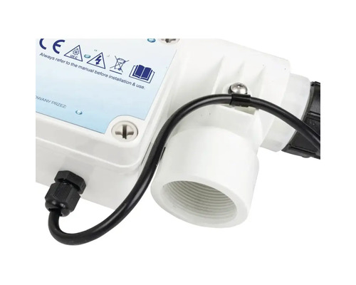 Vue détaillée d''un clarificateur d''eau UV-C avec câble de connexion