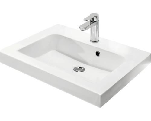 Lavabo en céramique avec robinet pour salle de bain