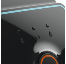 Gros plan d''un appareil avec symbole Bluetooth, indicateur de batterie et symbole de goutte