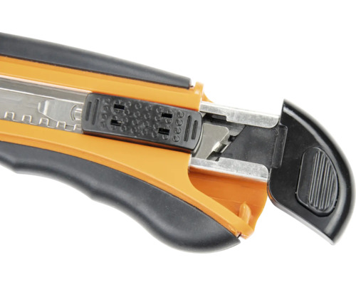 Cutter avec protection de lame