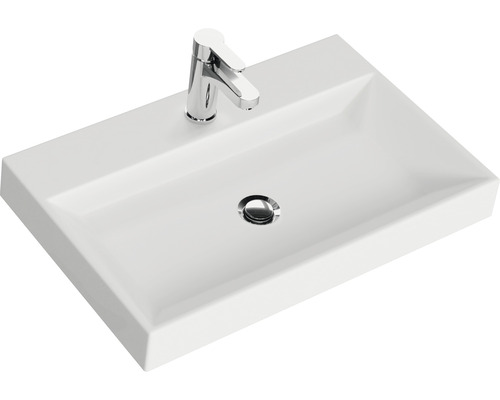 Keramikwaschbecken mit Armatur