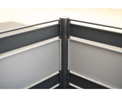 Vue détaillée d''un écran de confidentialité en métal