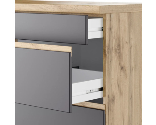 Kommode mit Schubladen in Holzoptik und grauen Fronten