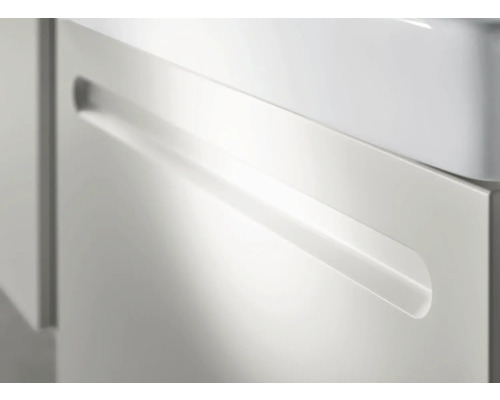 Vue détaillée d''une armoire de salle de bains avec une poignée