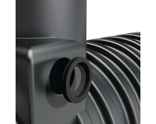 Detailaufnahme eines Regenwassertanks mit Anschlussdichtung