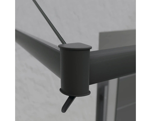 Vue détaillée d''un élément de cabine de douche avec cadre métallique