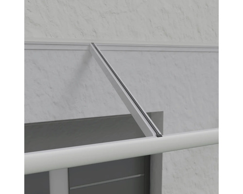 Vue détaillée d''un support d''auvent sur un mur de maison.