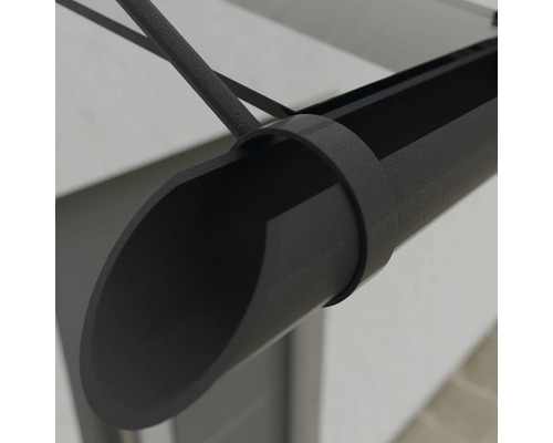 Detailansicht einer Dachrinnenkonstruktion zur Ableitung von Regenwasser