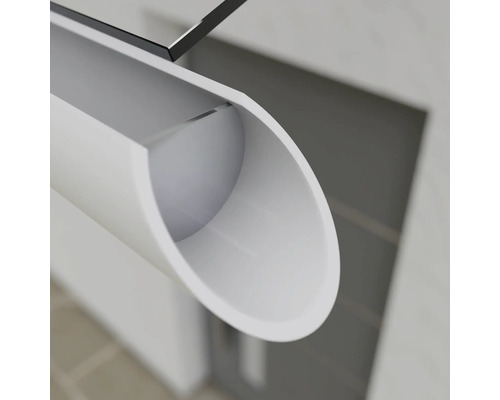 Gouttière demi-ronde blanche en plastique