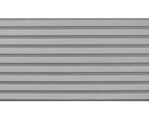 Lames de terrasse en plastique en détail