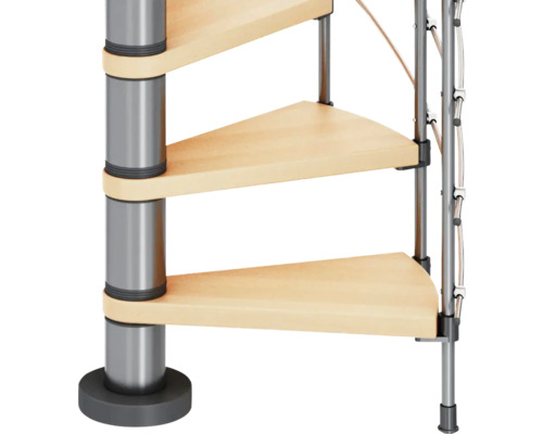 Gros plan d''un escalier en colimaçon avec marches en bois et colonne métallique