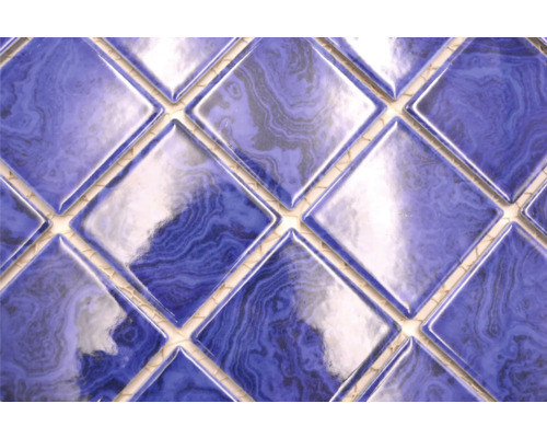 Mosaikfliesen mit quadratischem Muster