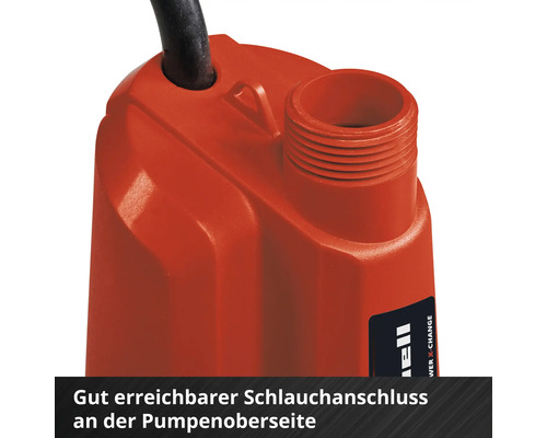 Detailansicht einer Tauchpumpe mit Schlauchanschluss oben