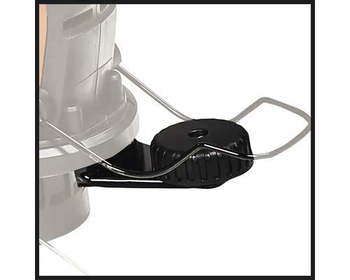 Vue détaillée d''un aspirateur avec bouton rotatif noir pour régler la puissance d''aspiration