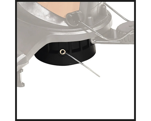 Vue détaillée d''un coupe-bordure avec tête de coupe