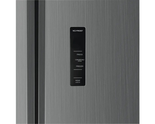 Nahaufnahme eines Kühlschranks mit No-Frost-Funktion, Kühl-, Konvertierungs- und Gefrierzone