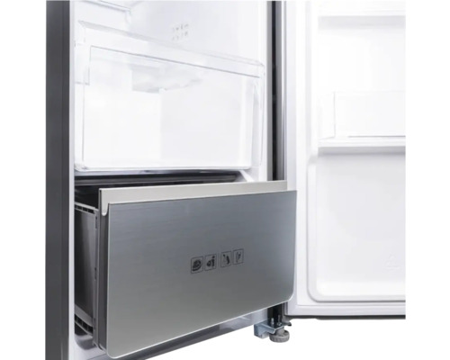 Detailaufnahme eines Kühlschranks mit transparenten Fächern und einer Schublade