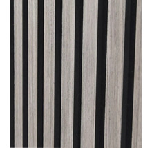 Panneau en bois avec des bandes verticales pour revêtement mural