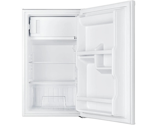 Offener weisser Kühlschrank mit Regalen