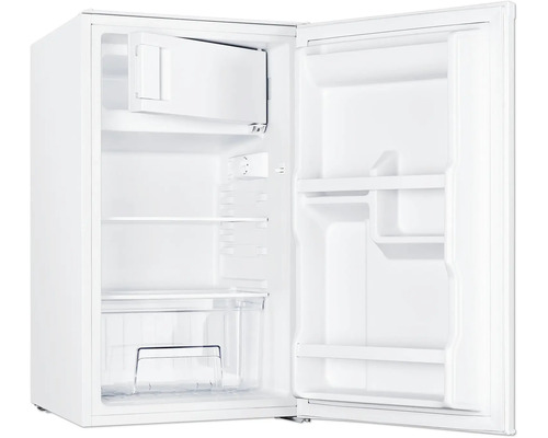 Geöffneter, kleiner, weisser Kühlschrank mit Regalen