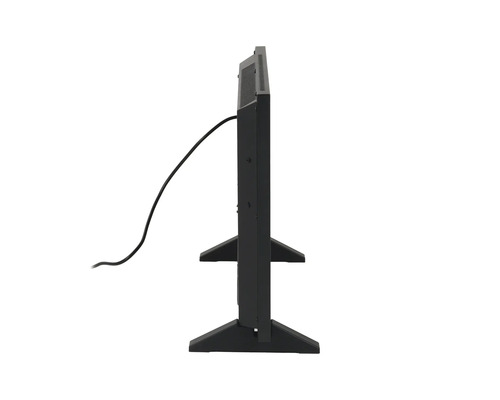 Seitenansicht eines Heizkörpers mit Standfüßen und Stromkabel