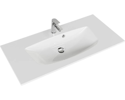 Vasque avec robinet et plaque rectangulaire