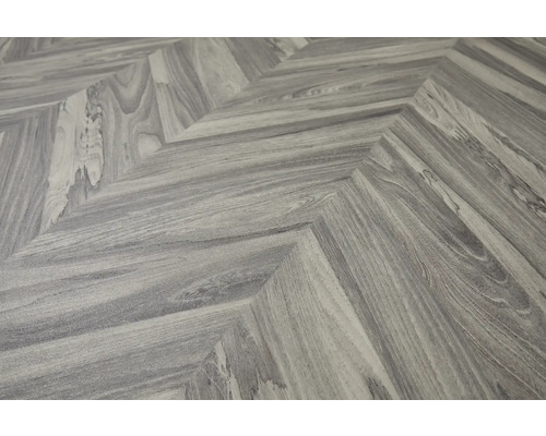 Bodenbelag mit Fischgrätmuster