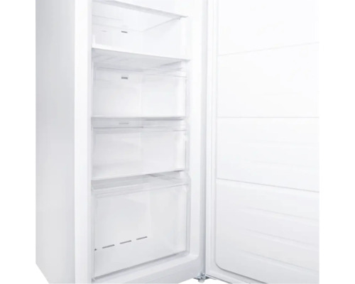 Vue intérieure d''un congélateur avec des tiroirs