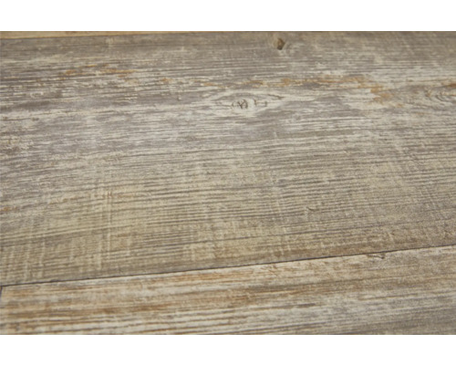 Nahaufnahme von Laminat in Holzoptik.