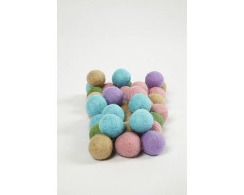 Mehrfarbige Filzkugeln