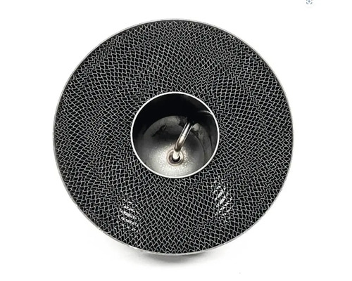 Runder Katalysator mit Metallgehäuse und wabenförmiger Struktur