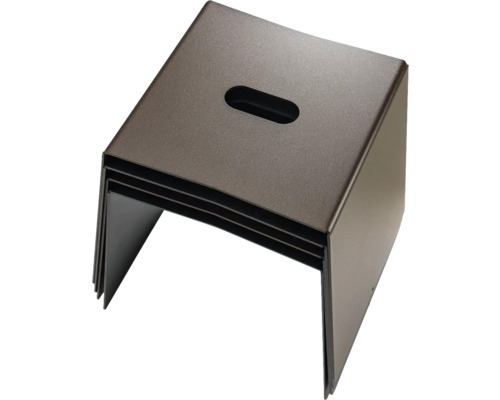 Tabouret en métal avec trou de préhension