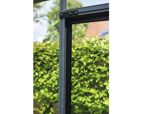 Detailansicht des Rahmens eines Gewächshauses