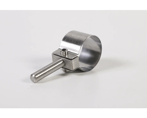 Rohrbefestigung aus Metall mit Schraube