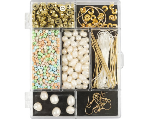 Set de perles de bijoux avec des perles de lettres, des crochets d''oreille, du fil à bijoux, du ruban à bijoux et différentes perles dans une boîte de rangement