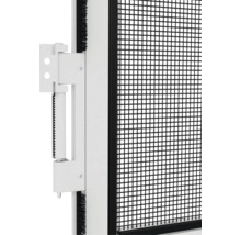 Vue détaillée d''une fenêtre anti-insectes avec cadre et grille
