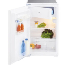 Réfrigérateur ouvert avec des aliments