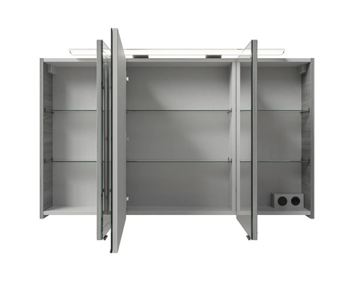 Armoire de toilette ouverte avec étagères en verre et éclairage