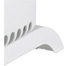 Vue détaillée d''un radiateur avec des trous d''aération