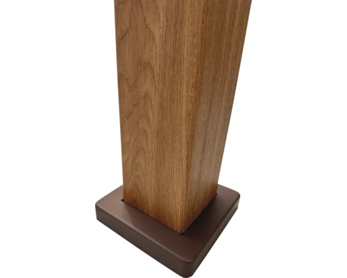 Vue détaillée d''un bois équarri avec socle