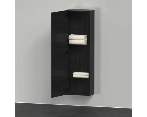 Armoire de salle de bain suspendue ouverte avec des serviettes