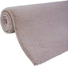 Gerollter Teppich mit Fellstruktur