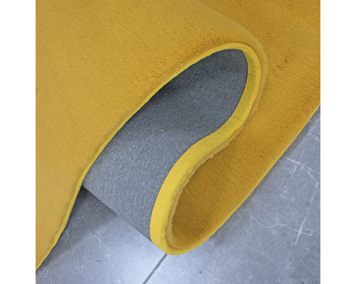 Vue détaillée d''un tapis avec un support textile