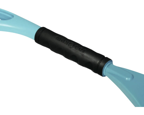 Vue détaillée d''un grattoir à glace avec poignée noire et logo Max4Car.