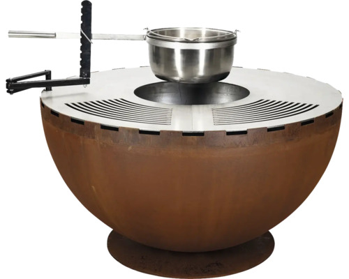 Feuerstelle mit Schwenkarm und Kochtopf