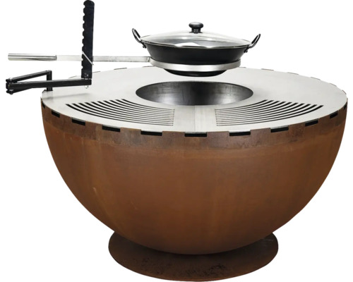 Feuerstelle mit Schwenkgrill und Kochstelle