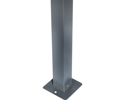 Poteau de support métallique avec pied de montage