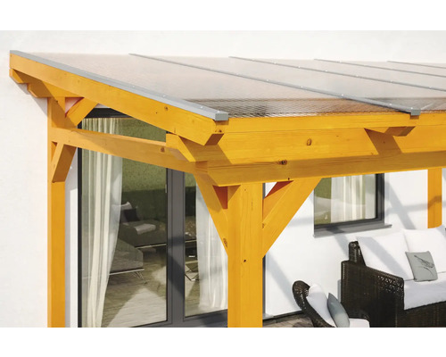 Vue détaillée d''une terrasse en bois avec un toit transparent