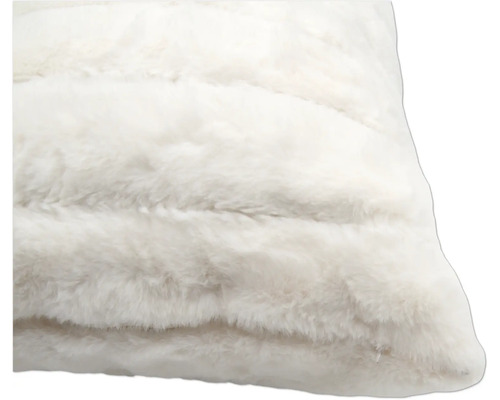 Coussin décoratif en fausse fourrure
