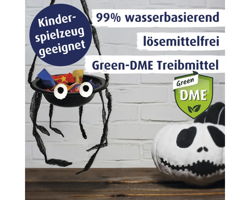 Dekorative Szene mit Spinne, Süssigkeiten, Kürbis und den Hinweisen: Kinderspielzeug geeignet, 99 Prozent wasserbasierend, lösemittelfrei und Green-DME Treibmittel.